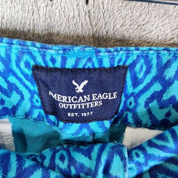 Womens American Eagle Shorts Teal Blue Geometric Design Midi Stretch Size 10 - Picture 4 of 12